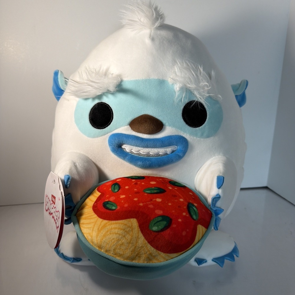 Zuru Snackles Hetty the Yeti